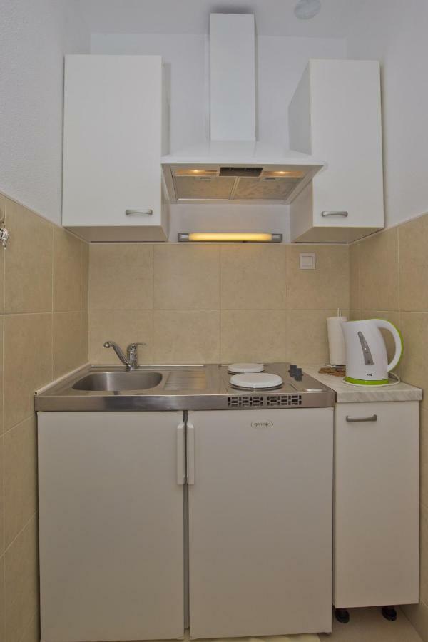 Apartments Hruban Hvar Town Exterior photo