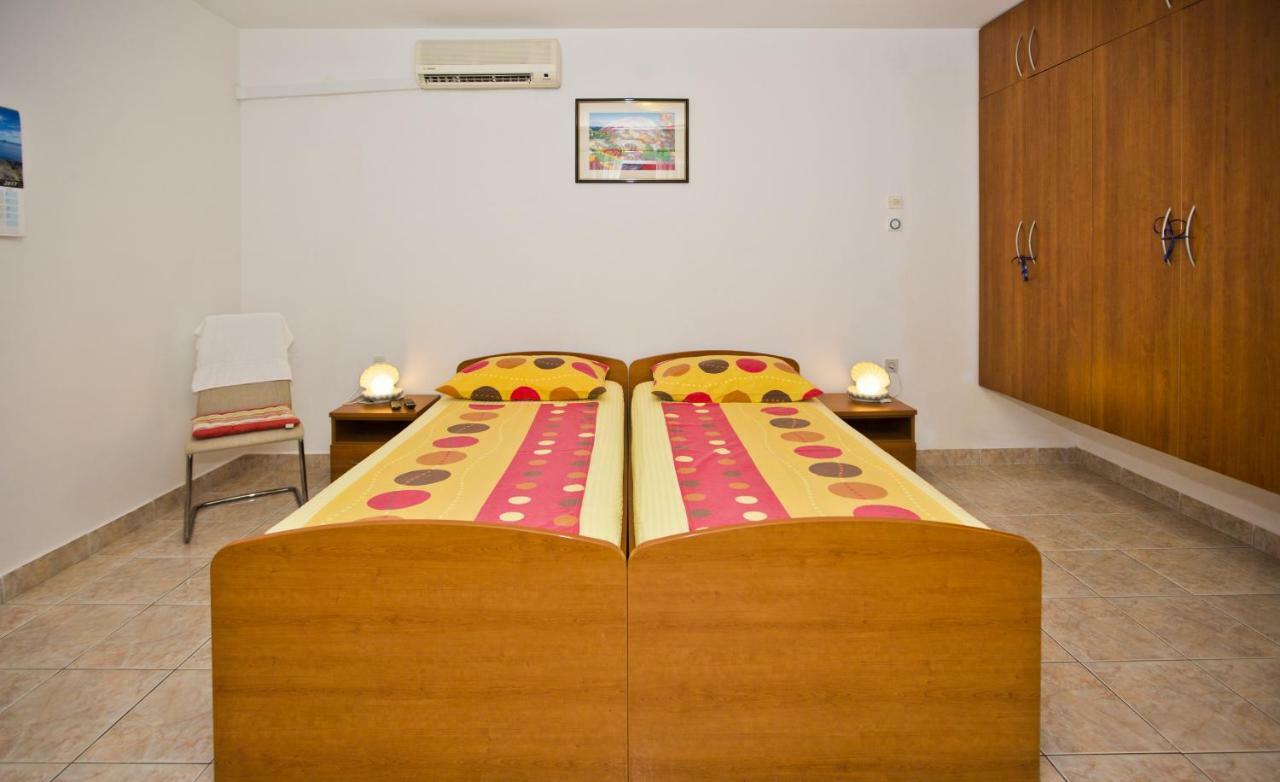 Apartments Hruban Hvar Town Exterior photo