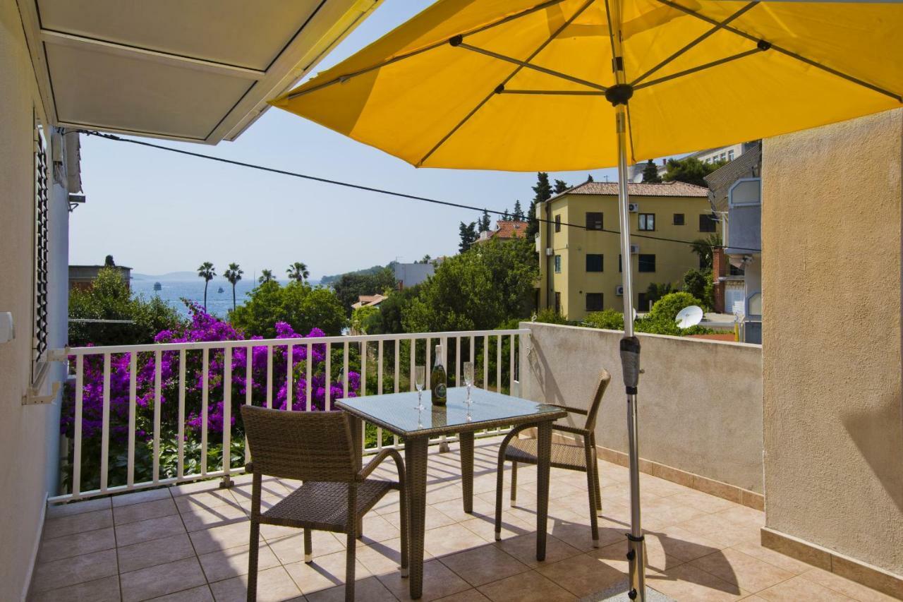 Apartments Hruban Hvar Town Exterior photo
