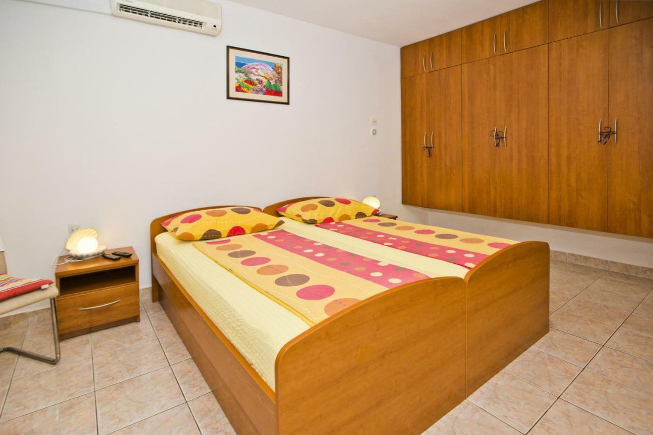 Apartments Hruban Hvar Town Exterior photo